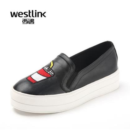 Westlink/西遇2015秋季新款不对称刺绣套脚懒人厚底板鞋女乐福鞋